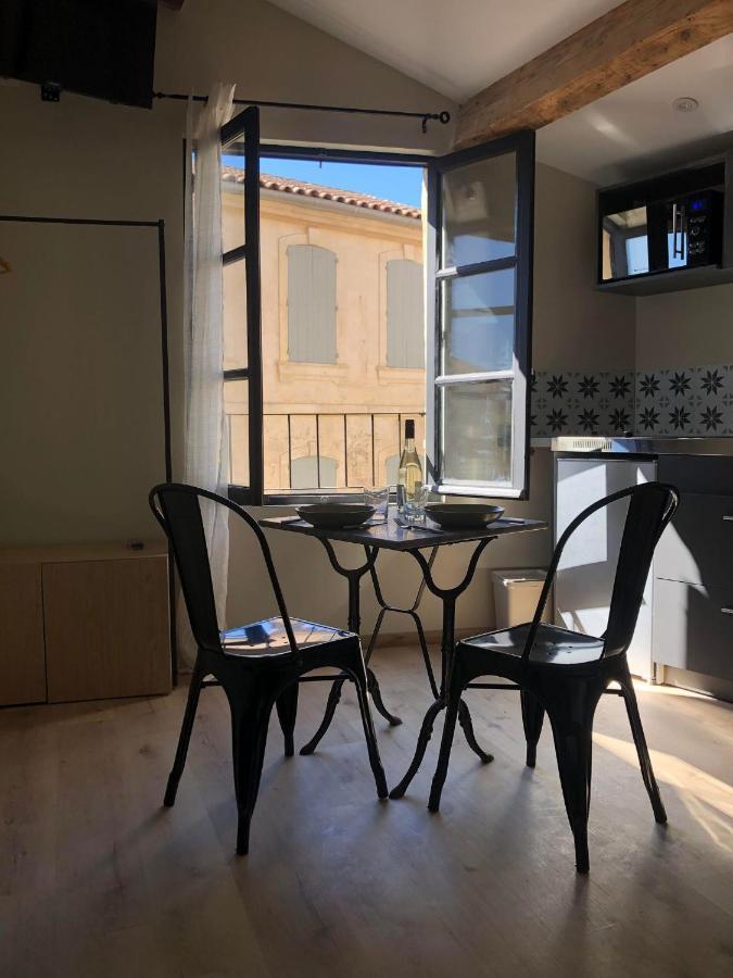 Arles: Studio De La Place Exteriér fotografie